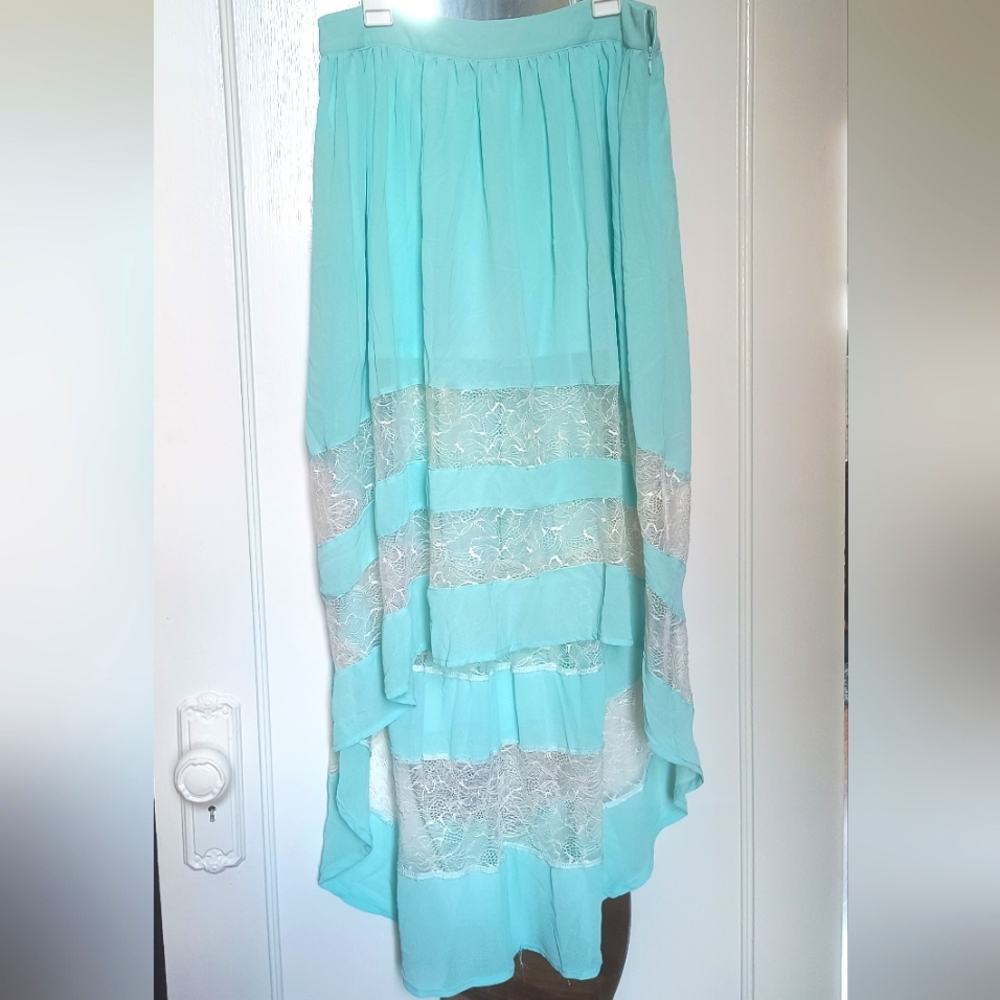 Akira Chicago Aqua and White Lace Panel High Low Skirt